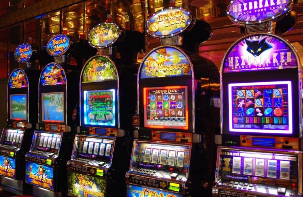 Tragamonedas clásicas en casino físico